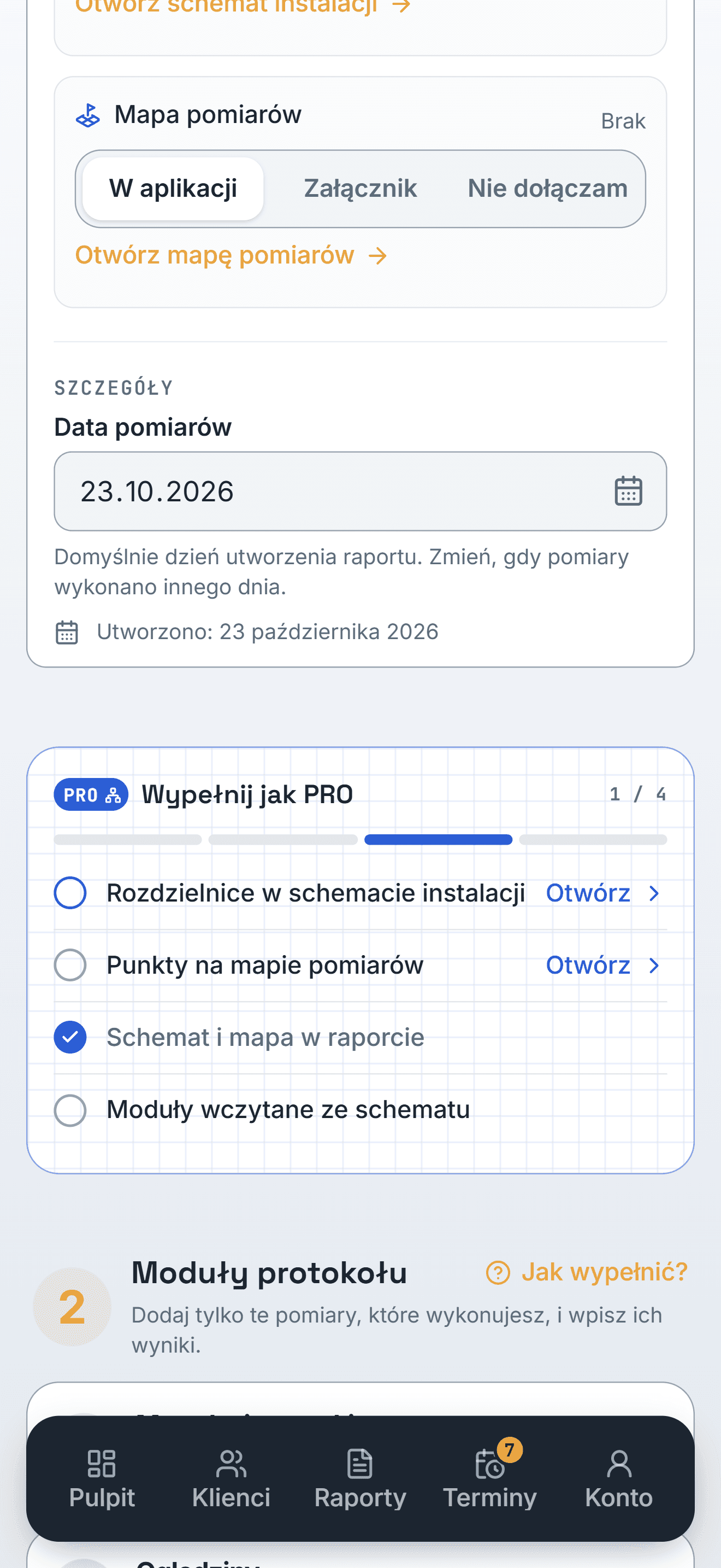 Lista „Wypełnij jak PRO” z krokami: rozdzielnice w schemacie, punkty na mapie, schemat i mapa w raporcie, moduły wczytane ze schematu
